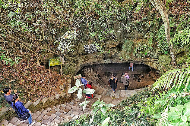 the mahendra cave - attractions pokhara